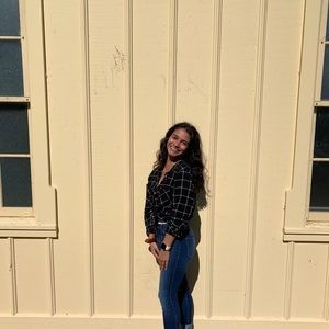 Meet your Posher, Isabella